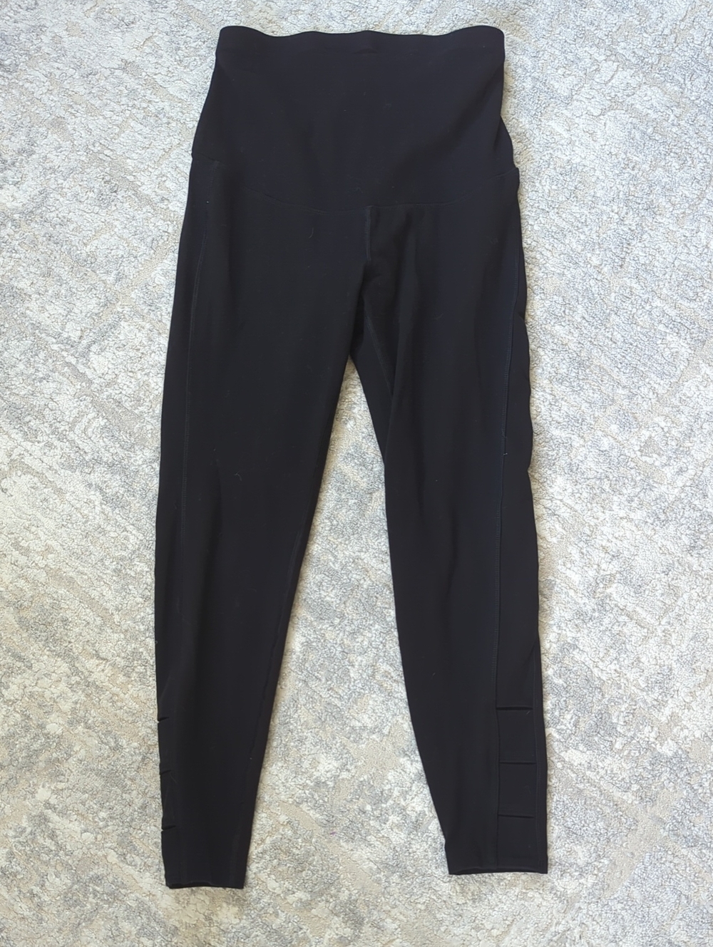 Old Navy Black High-Rise Maternity Leggings Size Small